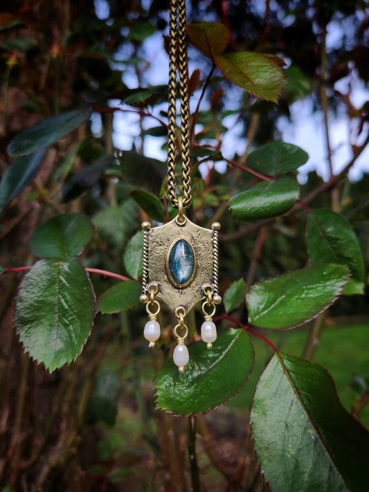 Kyanite & Freshwater Pearl Pendant Necklace