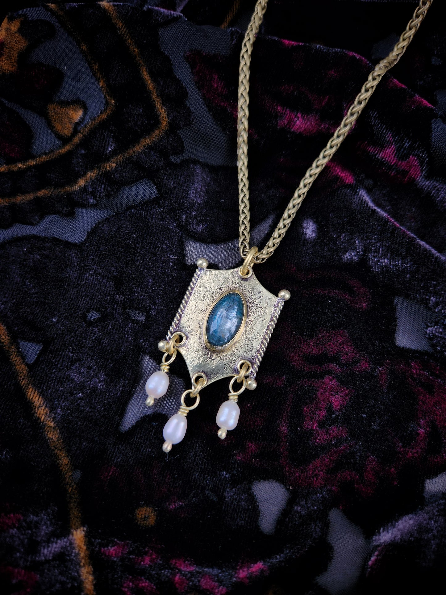 Kyanite & Freshwater Pearl Pendant Necklace